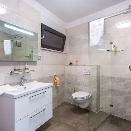 Apartment Seaside & Spa Liznjan