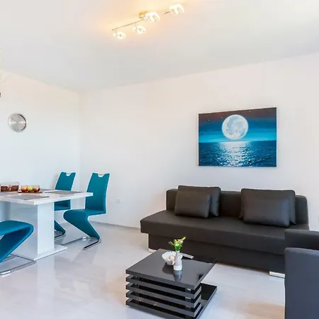 Seaside & Spa Apartment *