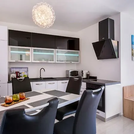 Seaside & Spa Apartment *